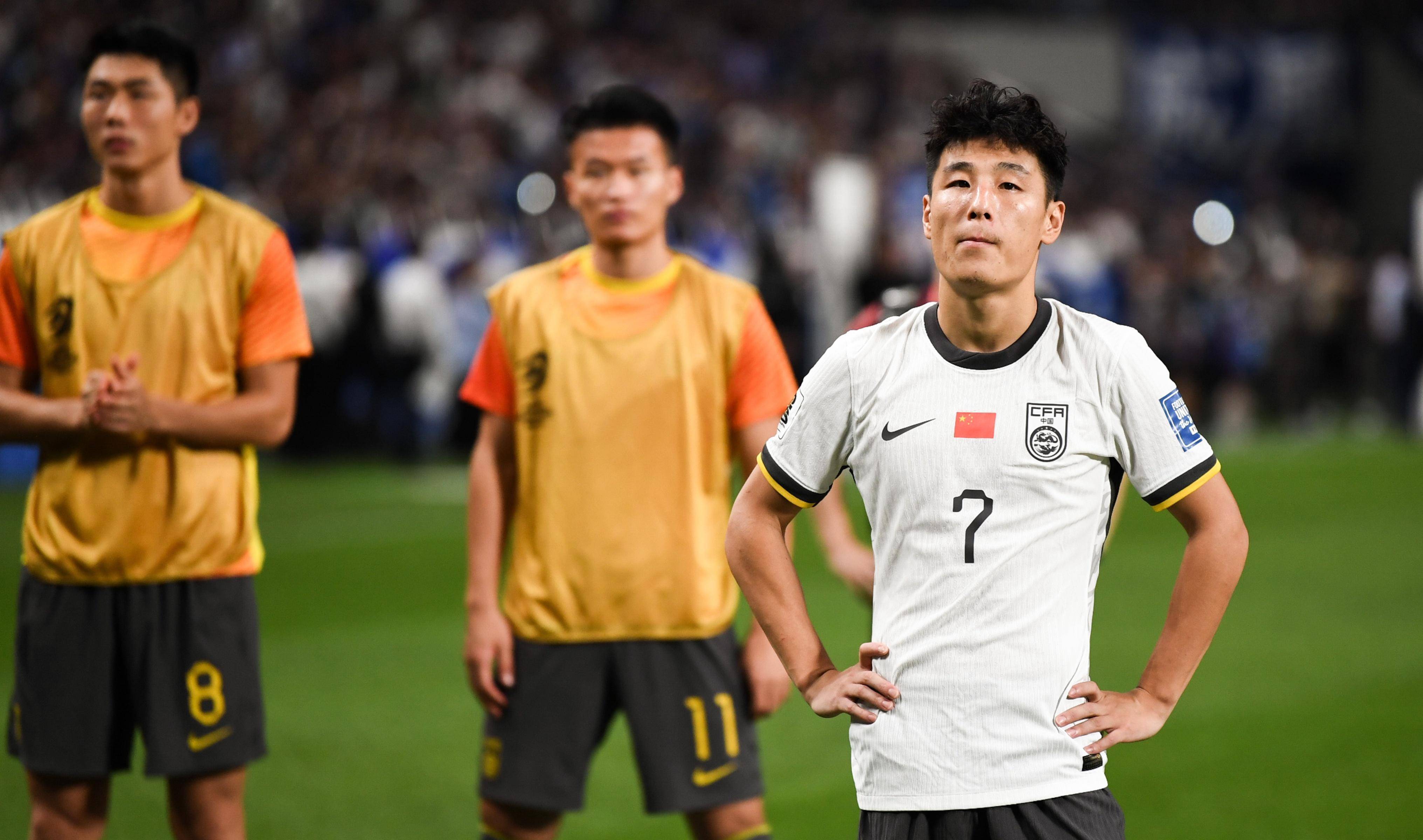 国内足球运动员在国际比赛中臻于完美